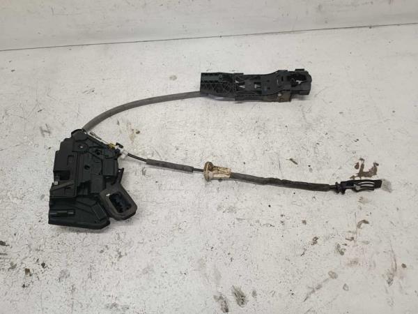 SERRURE DE PORTE AVANT GAUCHE VW GOLF 7 5-PORTE - Vue 3